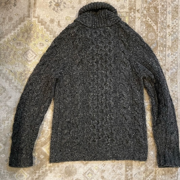 Nordic Store Iceland Hand-Knit Shawl Collar Sweater - Picture 4 of 10